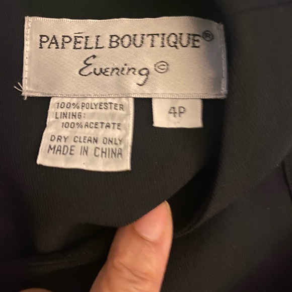 Papell Boutique Black Evening Dress - Picture 3 of 9